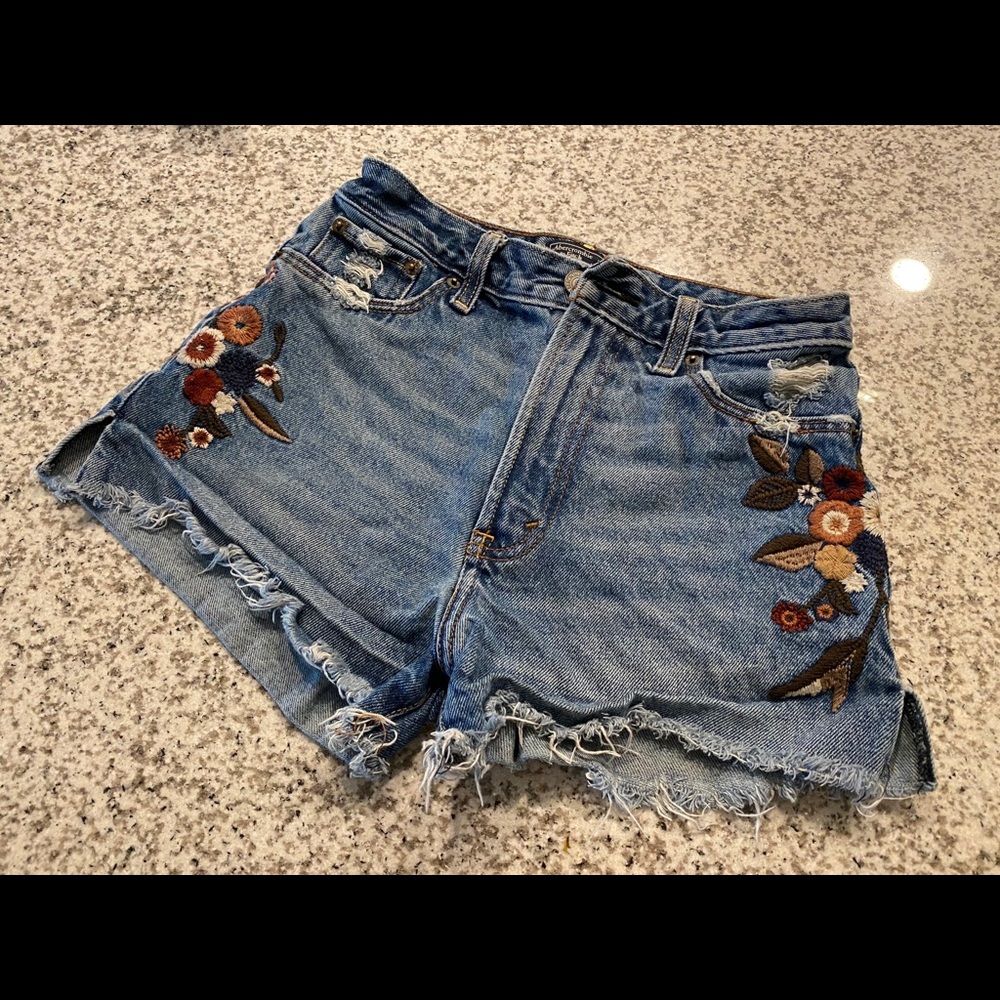 Abercrombie & Fitch Women’s Annie Jean Short